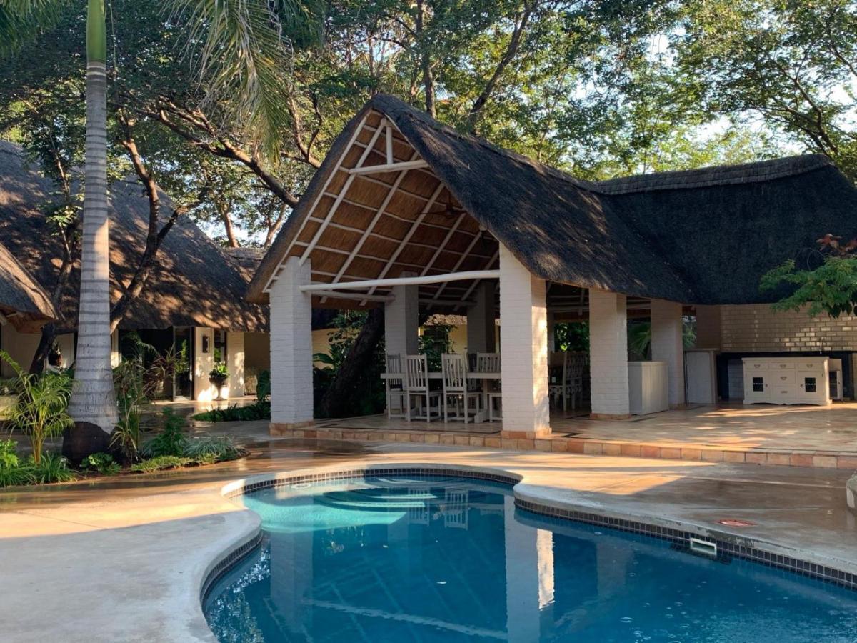 Pamarah Lodge Victoria Falls Exterior photo