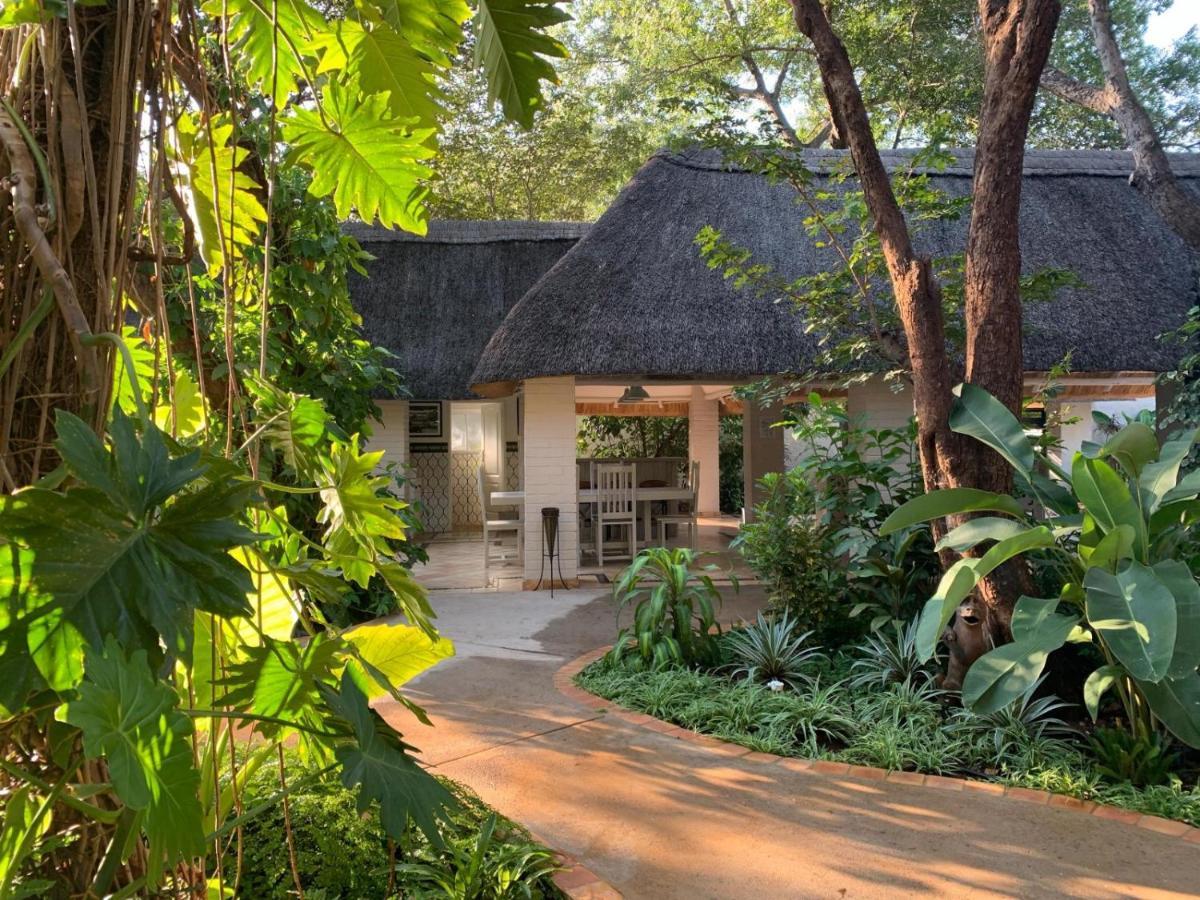 Pamarah Lodge Victoria Falls Exterior photo