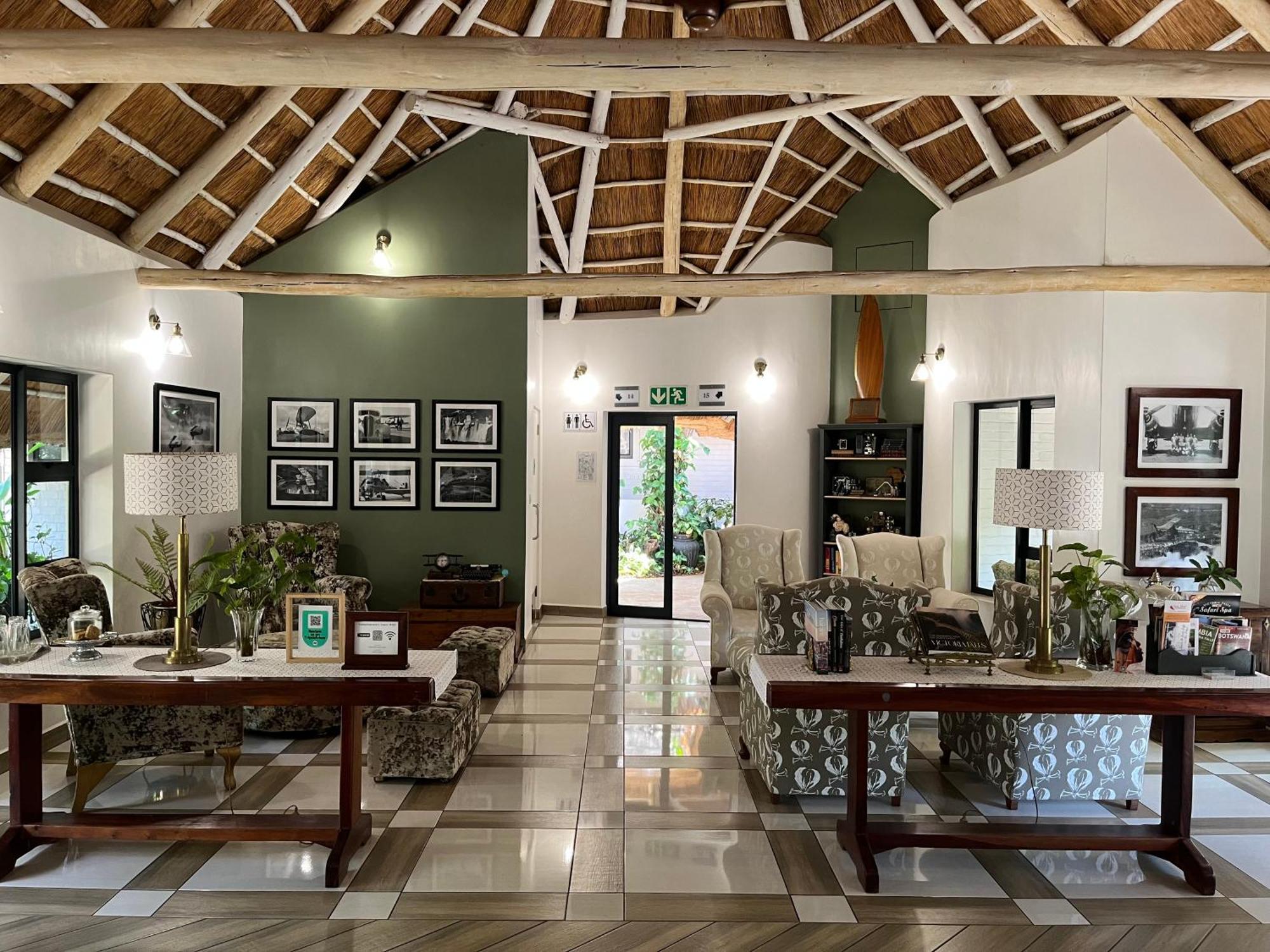 Pamarah Lodge Victoria Falls Exterior photo